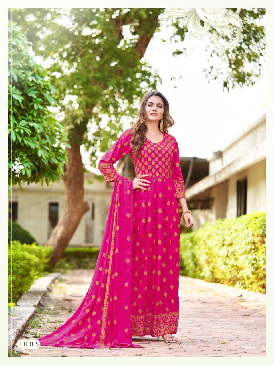 Banwery Paridhi Fancy Ethnic Wear Heavy Rayon Long Kurti With Dupatta Collection